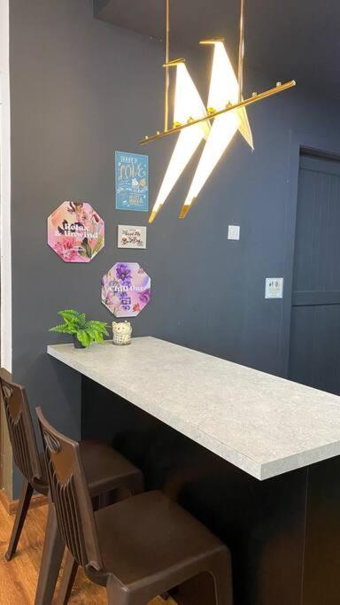 8Pax Cozy Home Stay Jazz Suites 1 Vivacity Kuching Sarawak 3Br 외부 사진